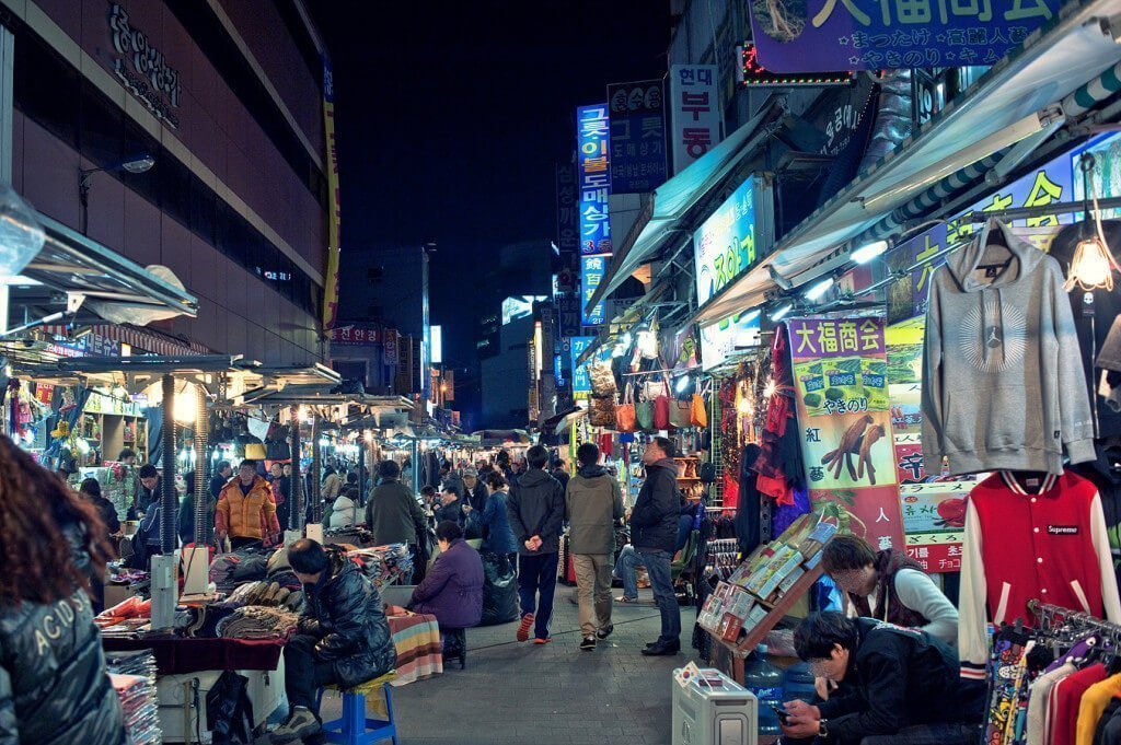 Night markets in Dongdaemun Markets in Seoul, South Korea