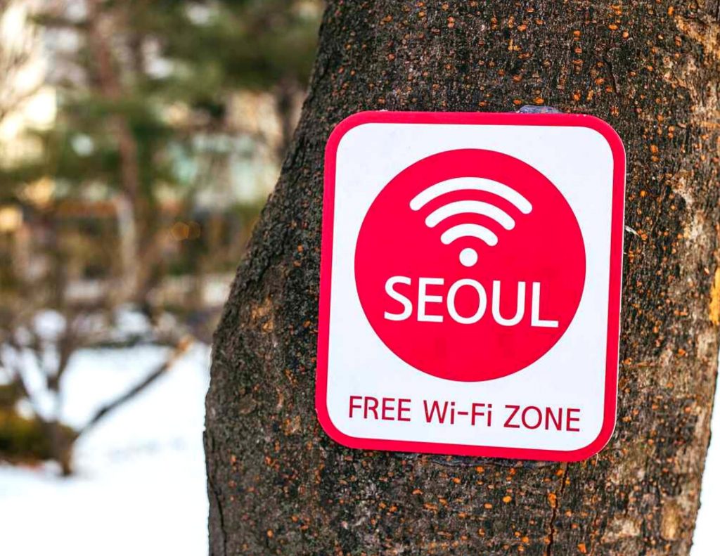 Free wifi in Seoul to save money